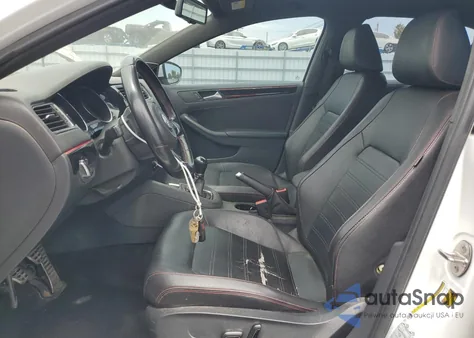 2016 Volkswagen Jetta Gli z USA, uszkodzony, nr VIN 3VW5T7AJ5GM219702